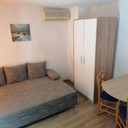 Apartman Milica Golubic  Экстерьер фото